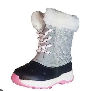 Carter’s Faux fur Vermont 2 Girl Winter Boot. Toddler Size 10